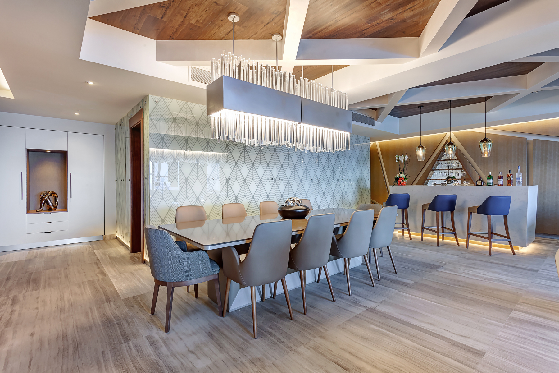 CHAIRMAN’S FOUR BEDROOM SUITE